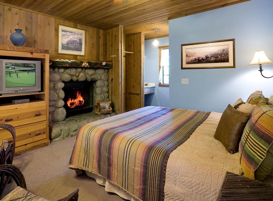 theme-room-indian-bedroom-thumbnail