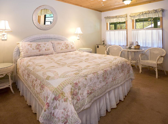 theme-room-summer-bedroom-thumbnail